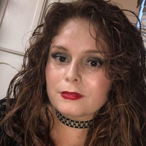 Meet your Posher, Miriam